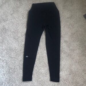 ALO Yoga Women’s Black Leggings